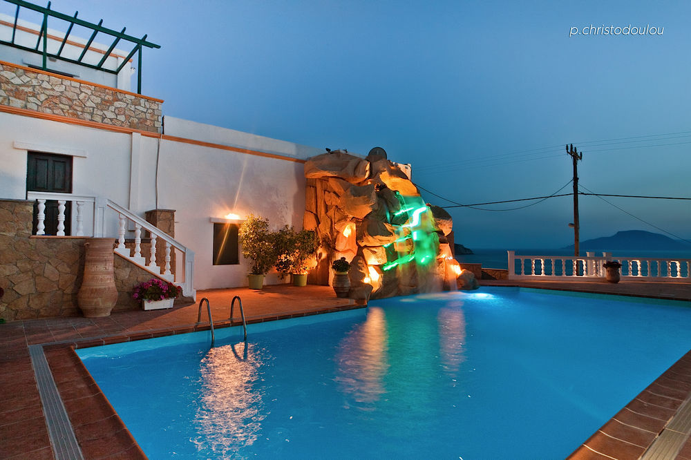 Finiki View Hotel Apartments Extérieur photo